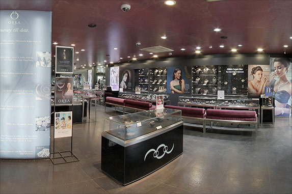 Jewellery shop in Bund Garden Road, Pune