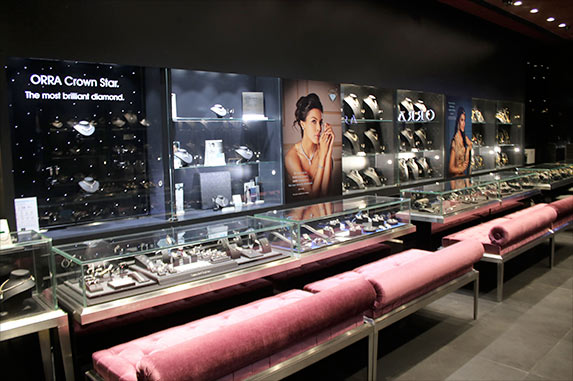 Jewellery showroom in Inorbit Mall, Malad West, Mumbai